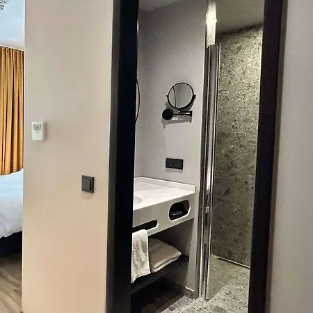 Vienna House Easy Potsdamer *