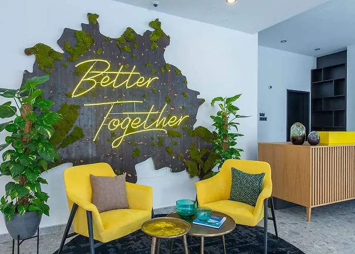 Vienna House Easy Potsdamer 酒店 *