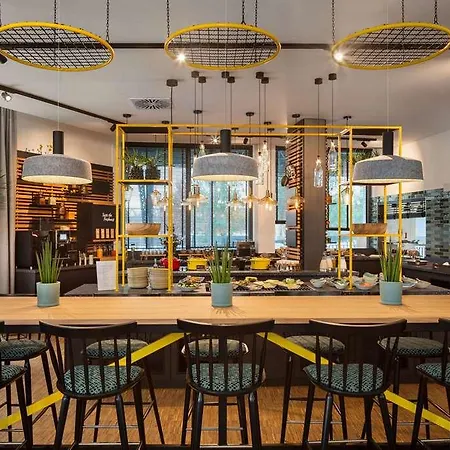 Vienna House Easy Potsdamer Hotel