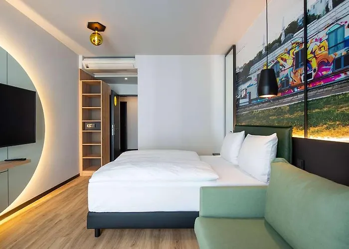 Vienna House Easy Potsdamer Hotel